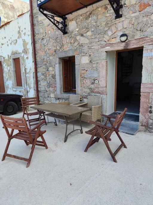 Two-Storey House In Kardamyla Mármaron Εξωτερικό φωτογραφία