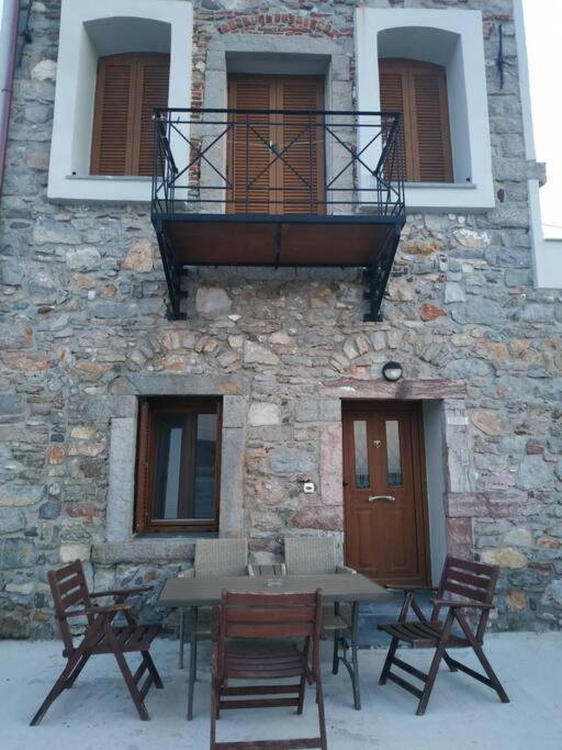 Two-Storey House In Kardamyla Mármaron Εξωτερικό φωτογραφία